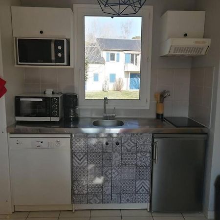Appartement Calme Et Propre Le Goelia Saint-Geniez-dʼOlt Esterno foto