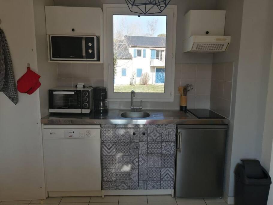 Appartement Calme Et Propre Le Goelia Saint-Geniez-dʼOlt Esterno foto